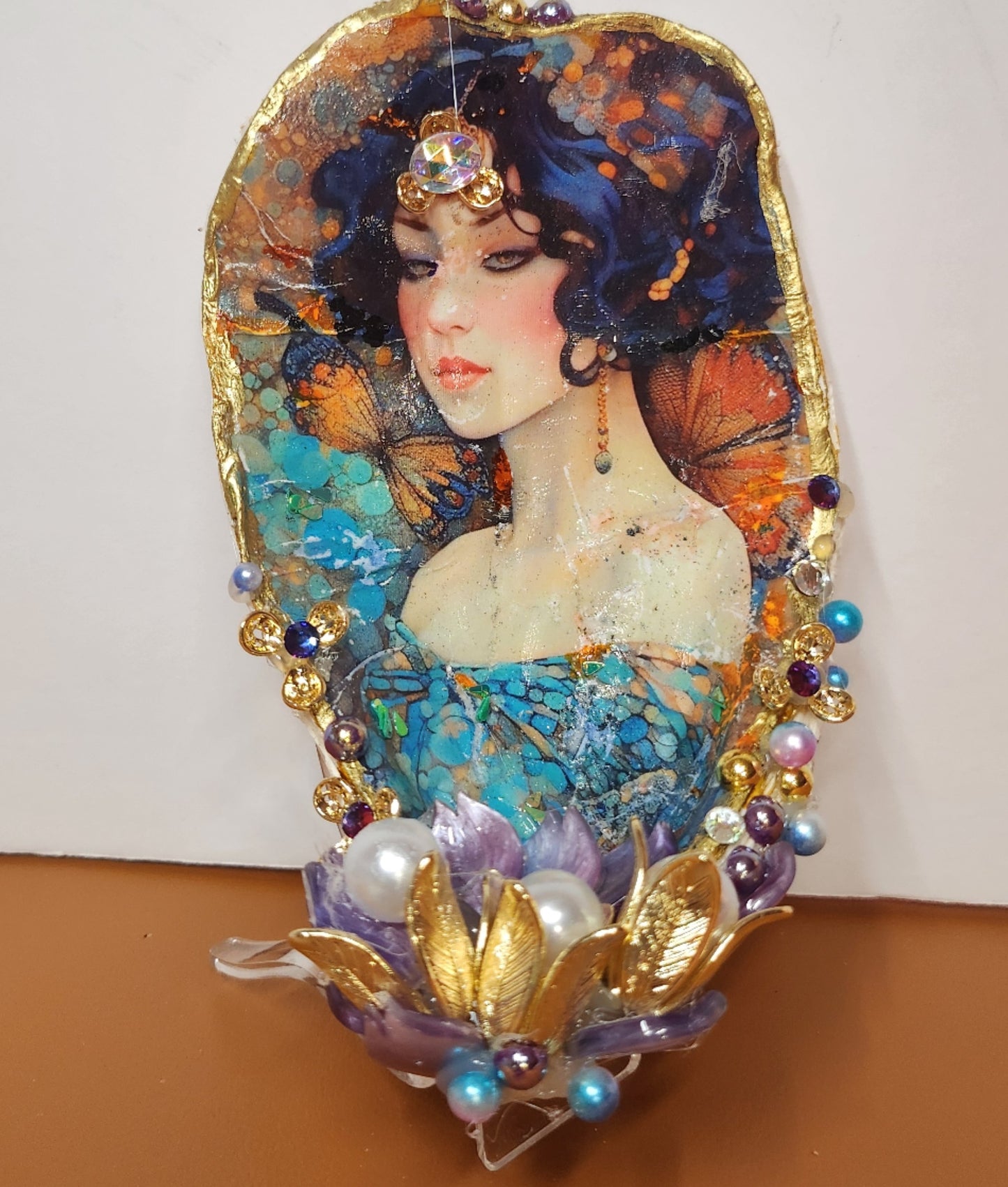 Decoupage XL Oyster Shell - Option 3