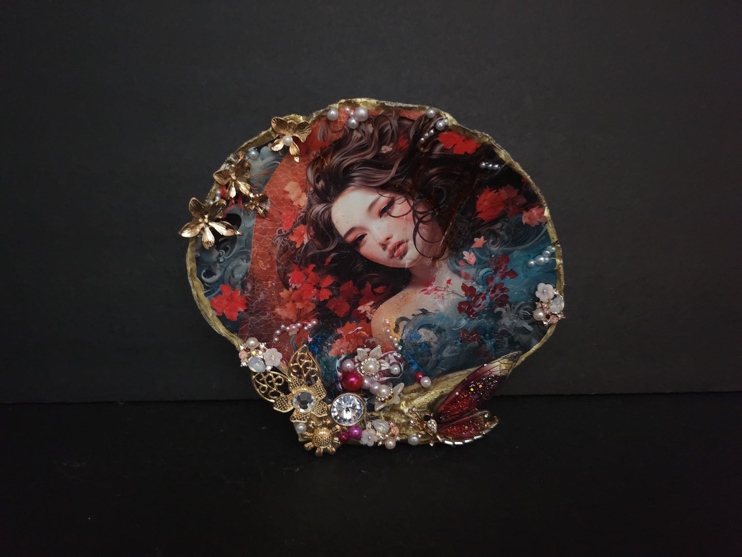 Decoupage Lion Paw Sea Shell - Option 4