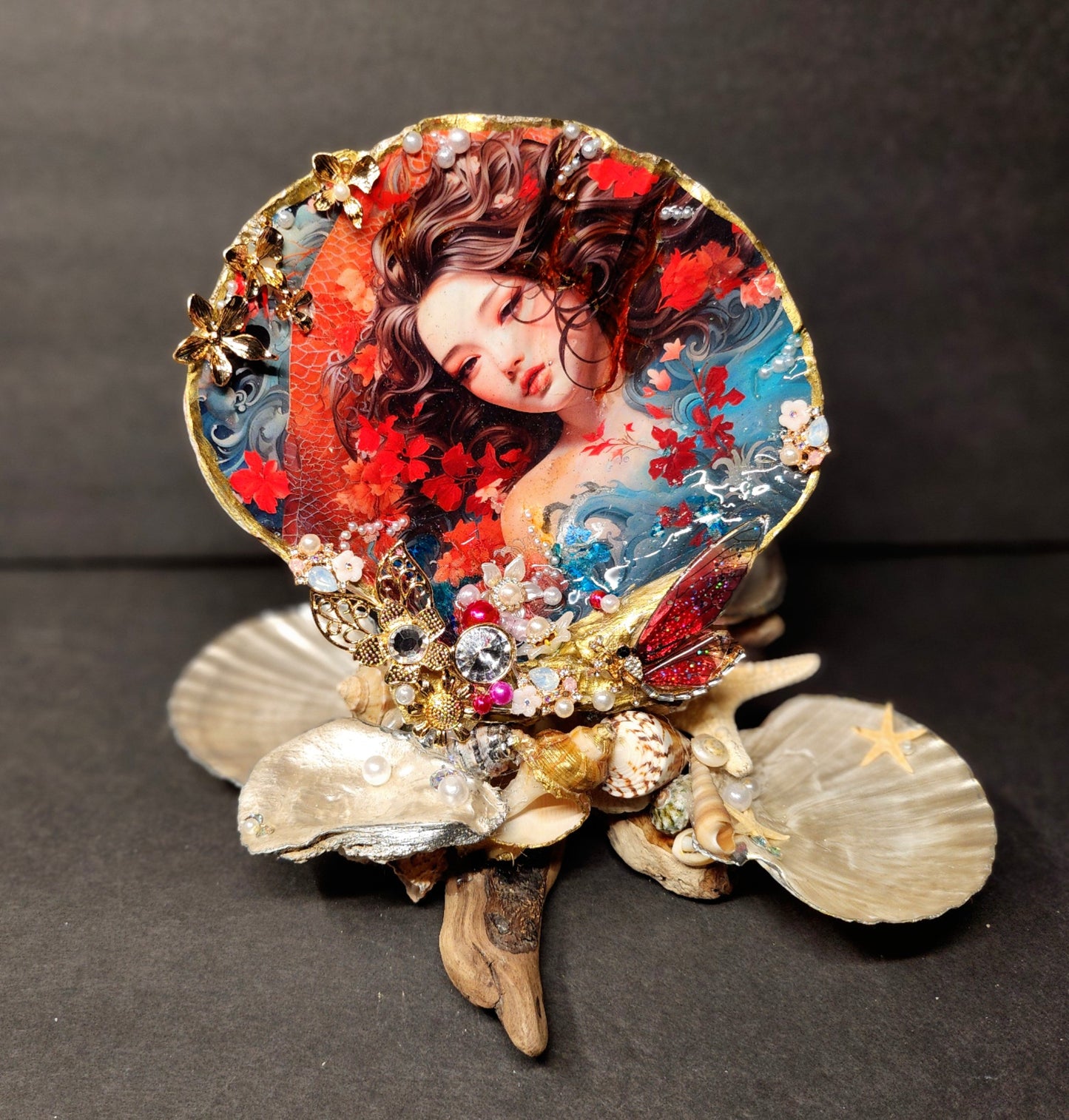 Decoupage Lion Paw Sea Shell - Option 4