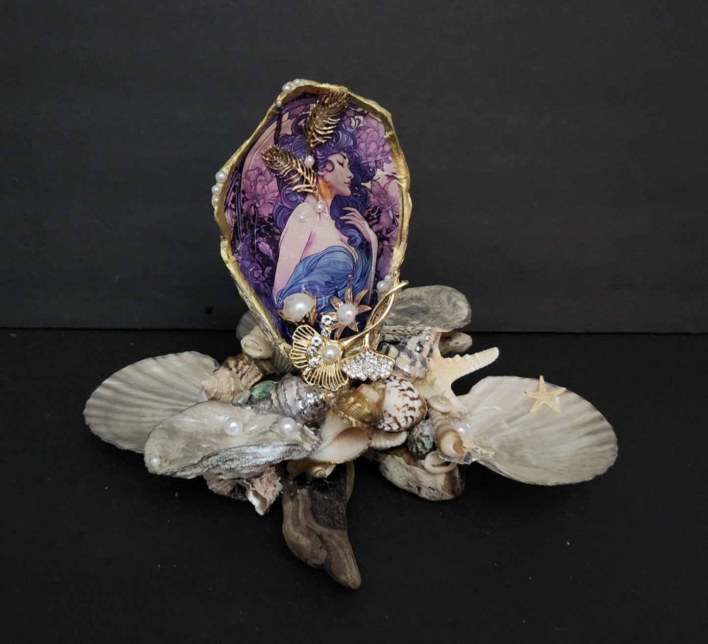 Decoupage XL Oyster Shell - Option 11