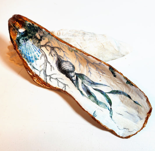 Decoupage Oyster Shell - Option 5