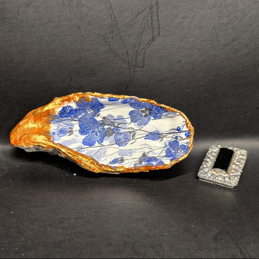 Decoupage Oyster Shell - Option 3