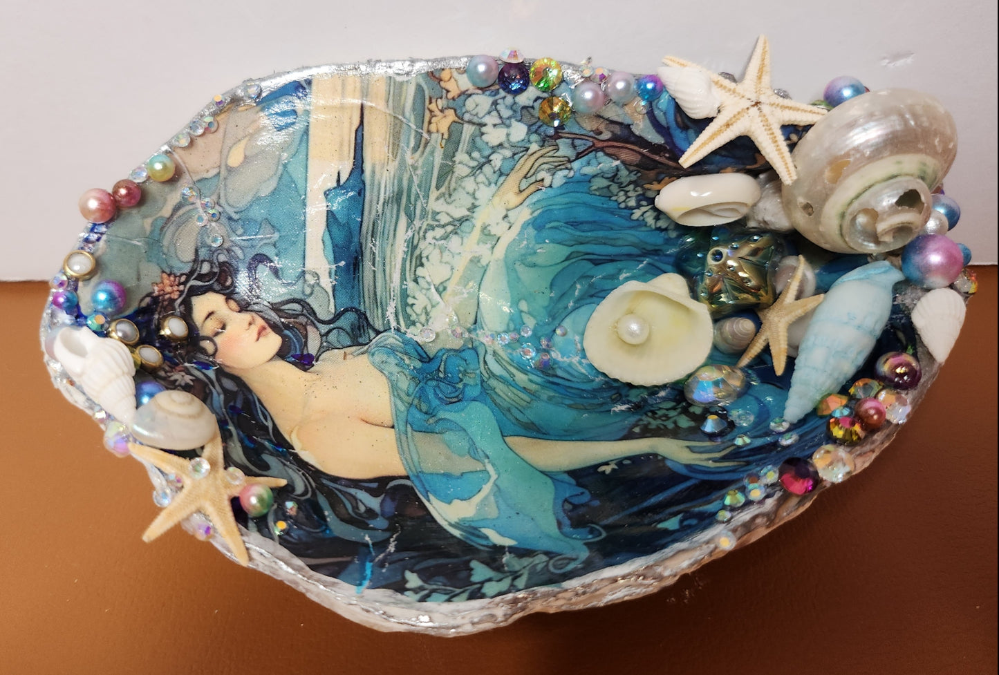 Decoupage XL Oyster Shell - Option 6
