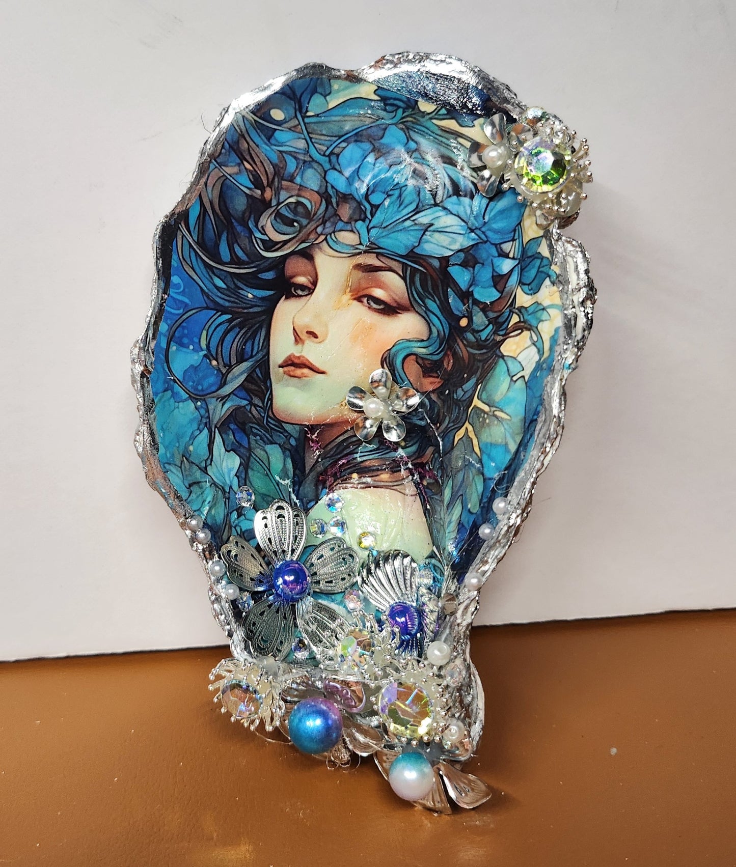 Decoupage XL Oyster Shell - Option 1