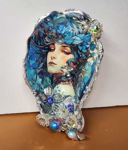 Decoupage XL Oyster Shell - Option 1