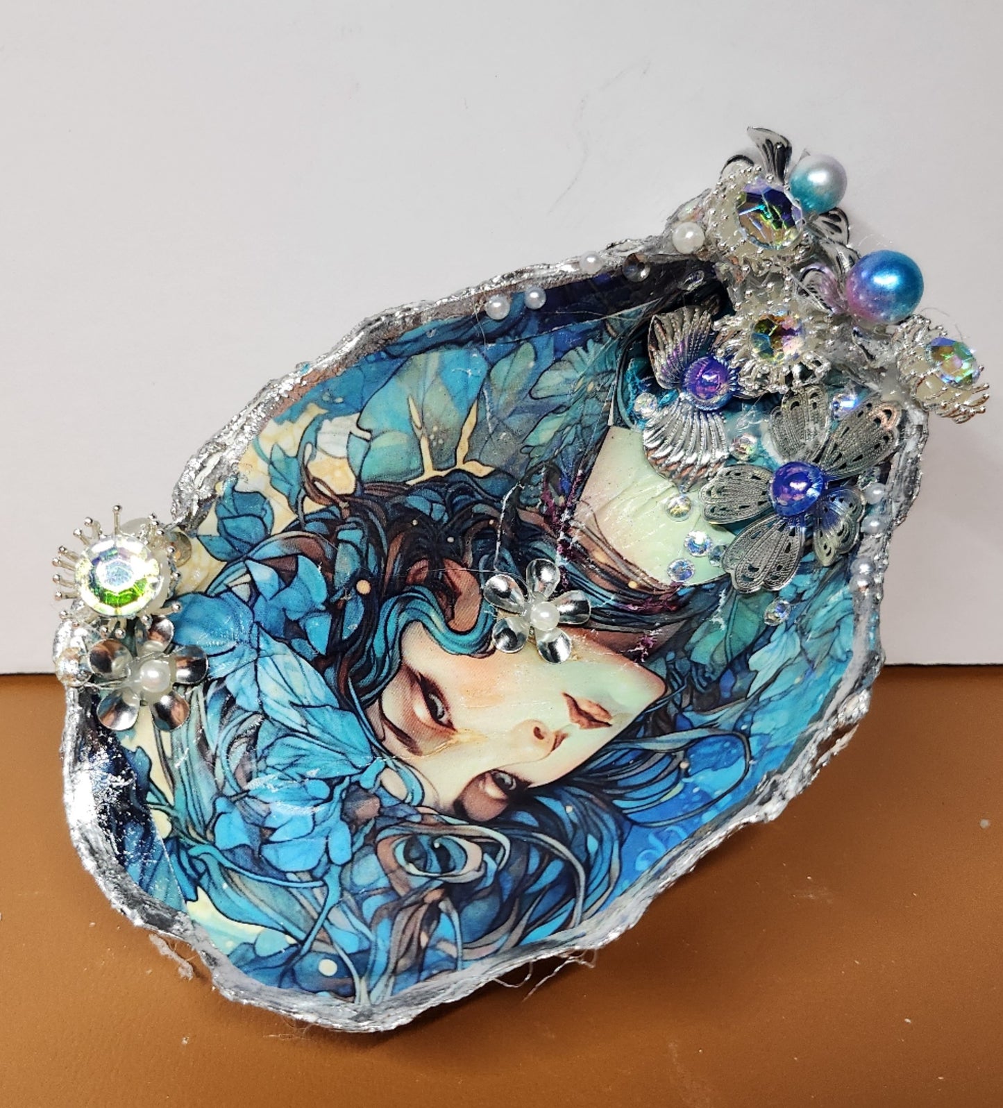 Decoupage XL Oyster Shell - Option 1