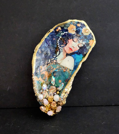 Decoupage XL Oyster Shell - Option 4