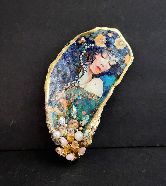 Decoupage XL Oyster Shell - Option 4