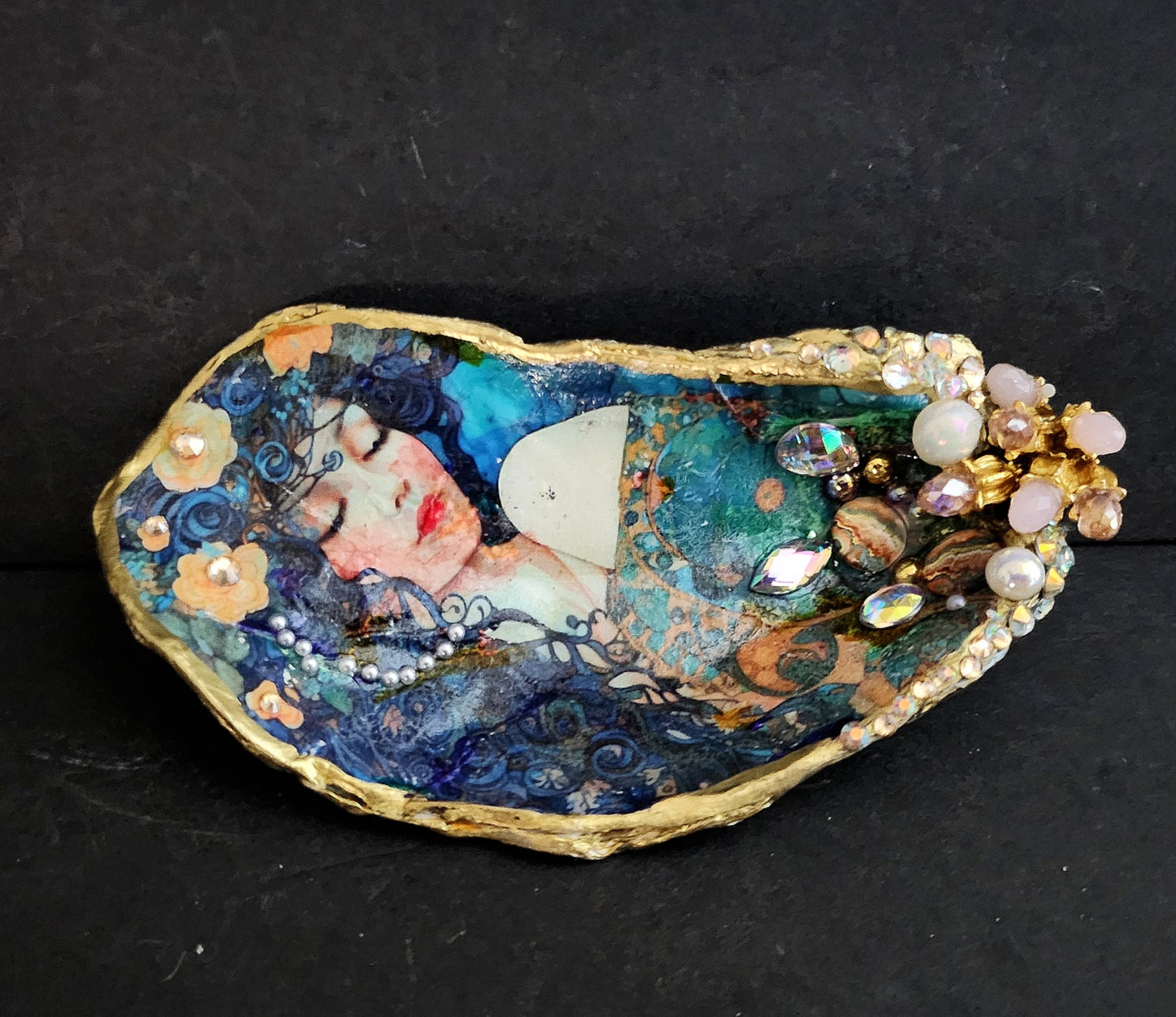 Decoupage XL Oyster Shell - Option 4