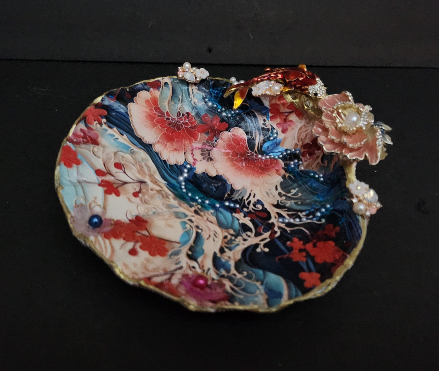Decoupage Lion Paw Sea Shell - Option 8