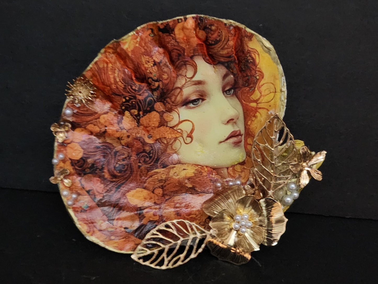 Decoupage Lion Paw Sea Shell - Option 7