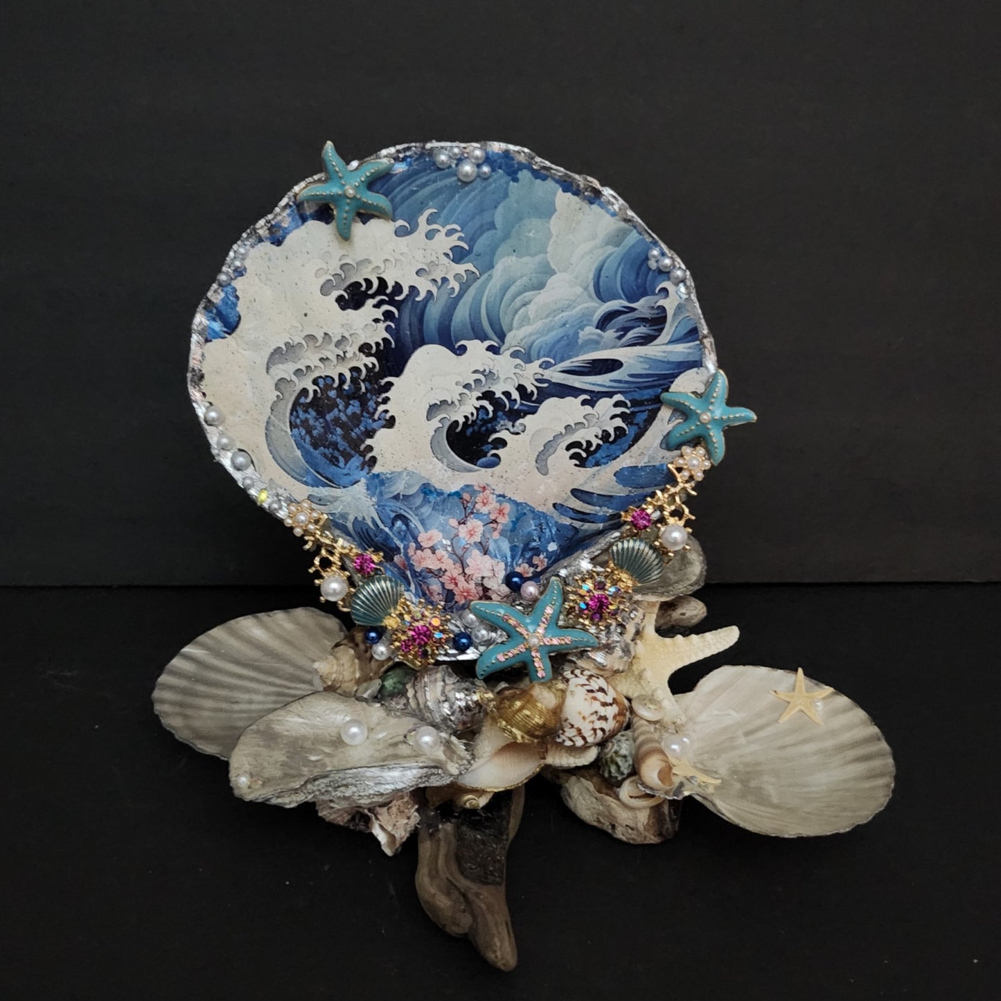 Decoupage Lion Paw Sea Shell - Option 5