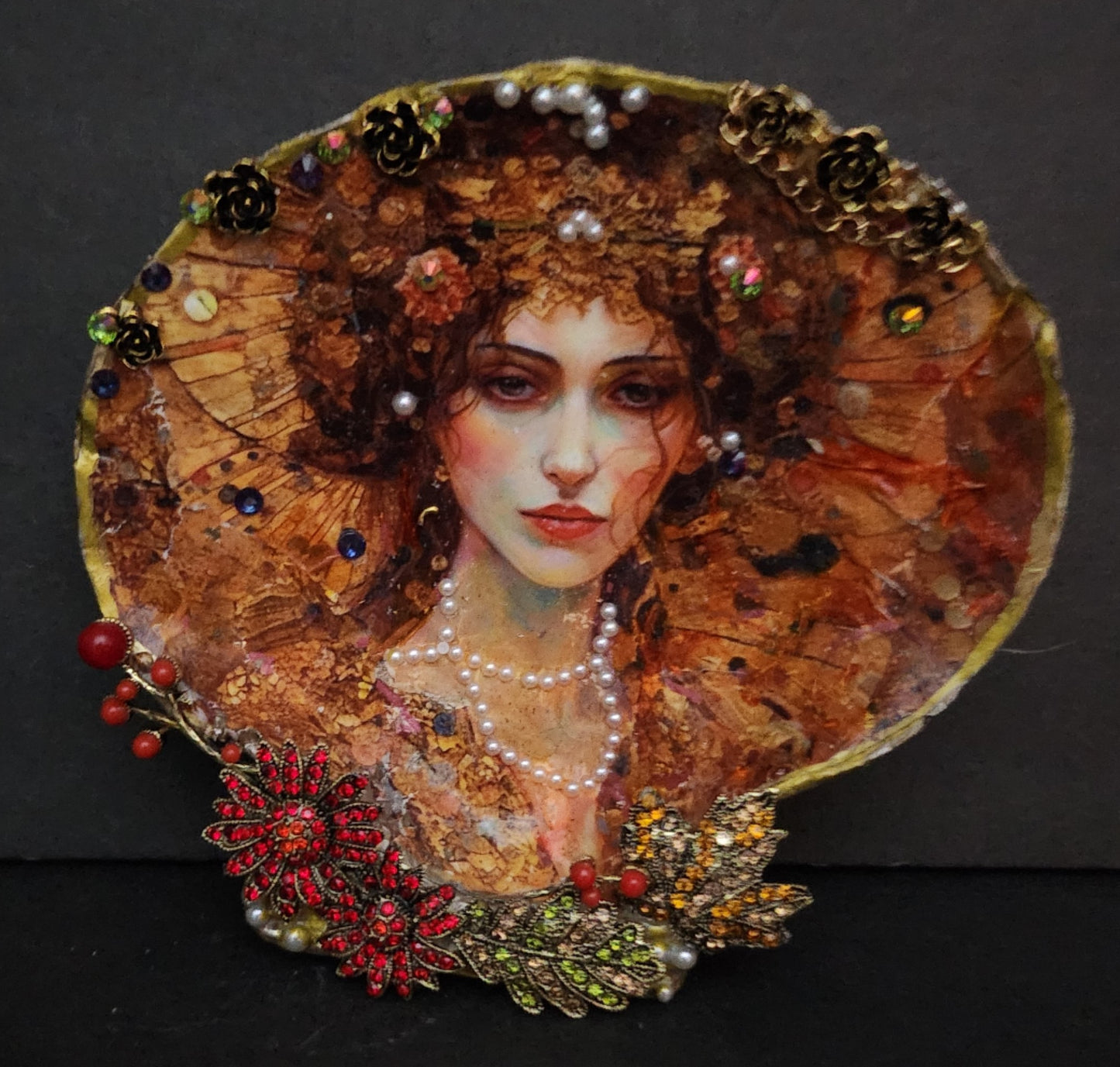 Decoupage Lion Paw Sea Shell - Option 6