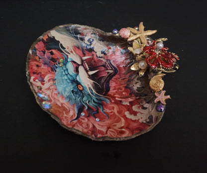 Decoupage Lion Paw Sea Shell - Option 1