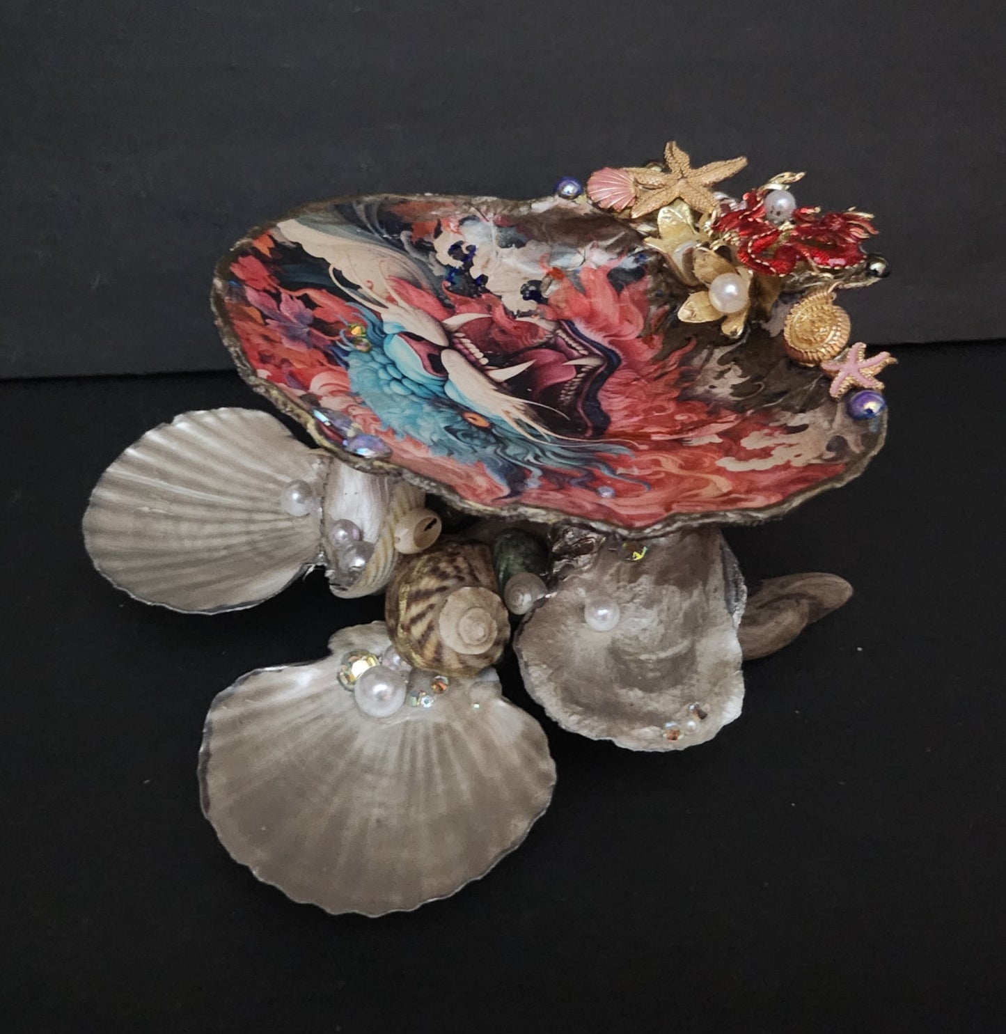 Decoupage Lion Paw Sea Shell - Option 1