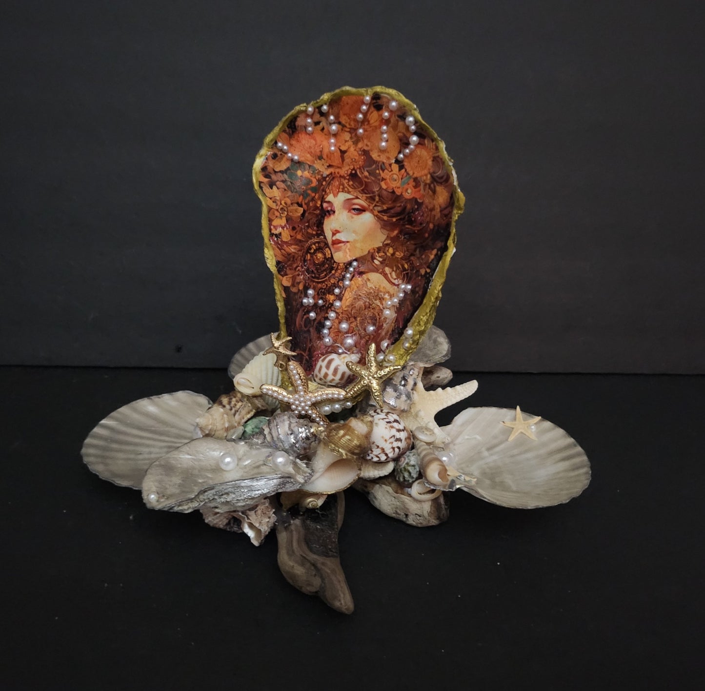 Decoupage XL Oyster Shell - Option 14