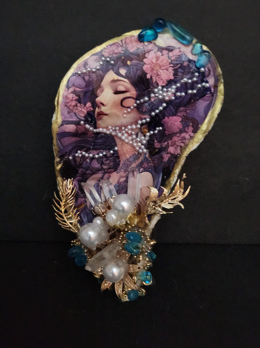 Decoupage XL Oyster Shell - Option 9