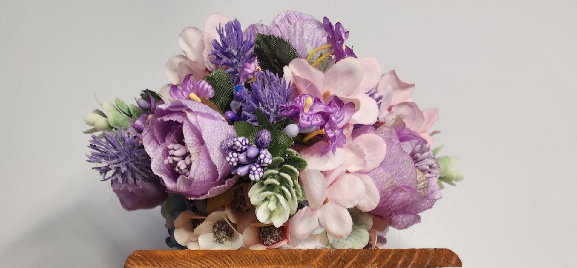 Floral Memoir Keepsake Box - Elegant Memory Storage & Decorative Piece