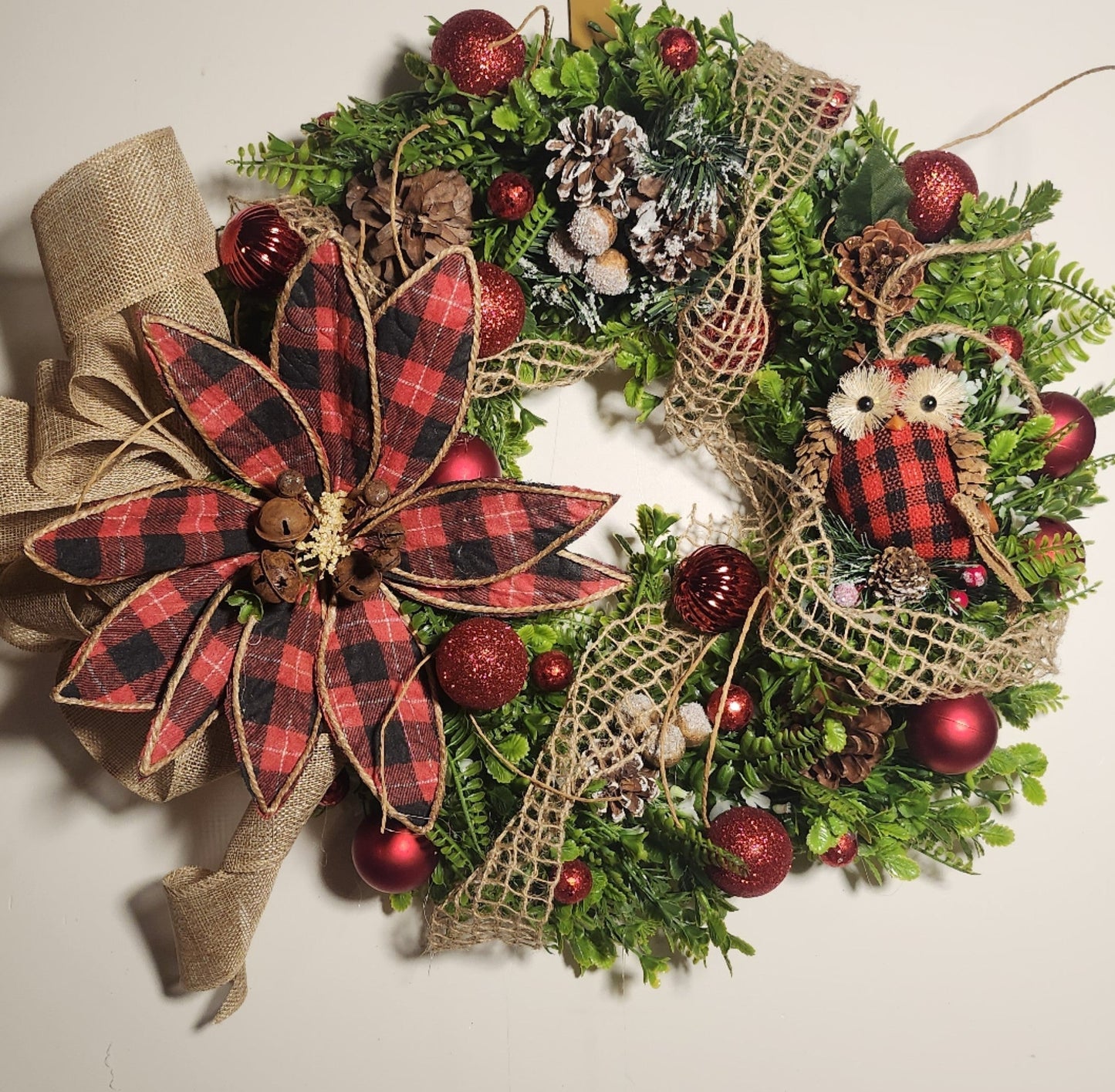 Holly & Hearth Wreath - Warm Up Your Holidays with Classic Charm